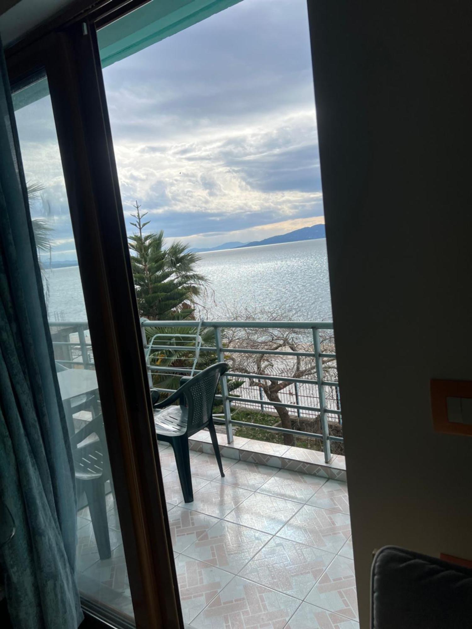 Majki Beach Apartments Saranda Extérieur photo