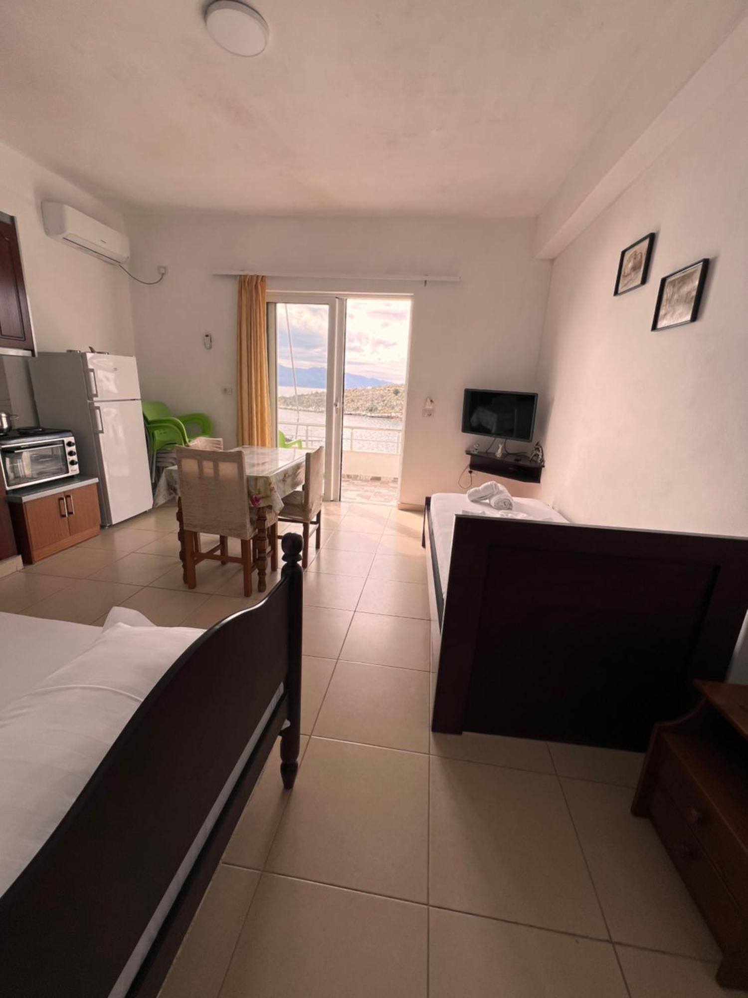 Majki Beach Apartments Saranda Extérieur photo