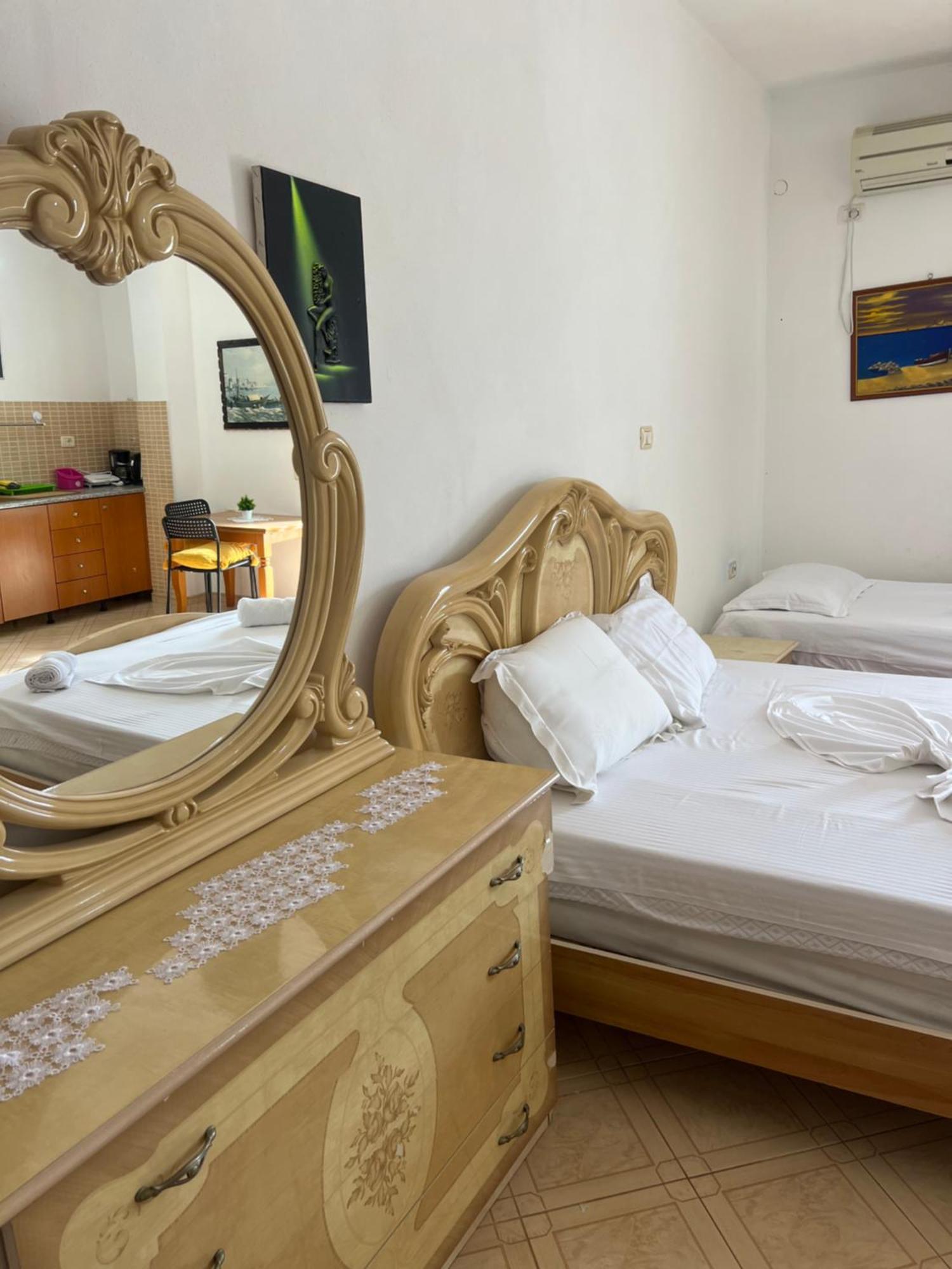 Majki Beach Apartments Saranda Extérieur photo