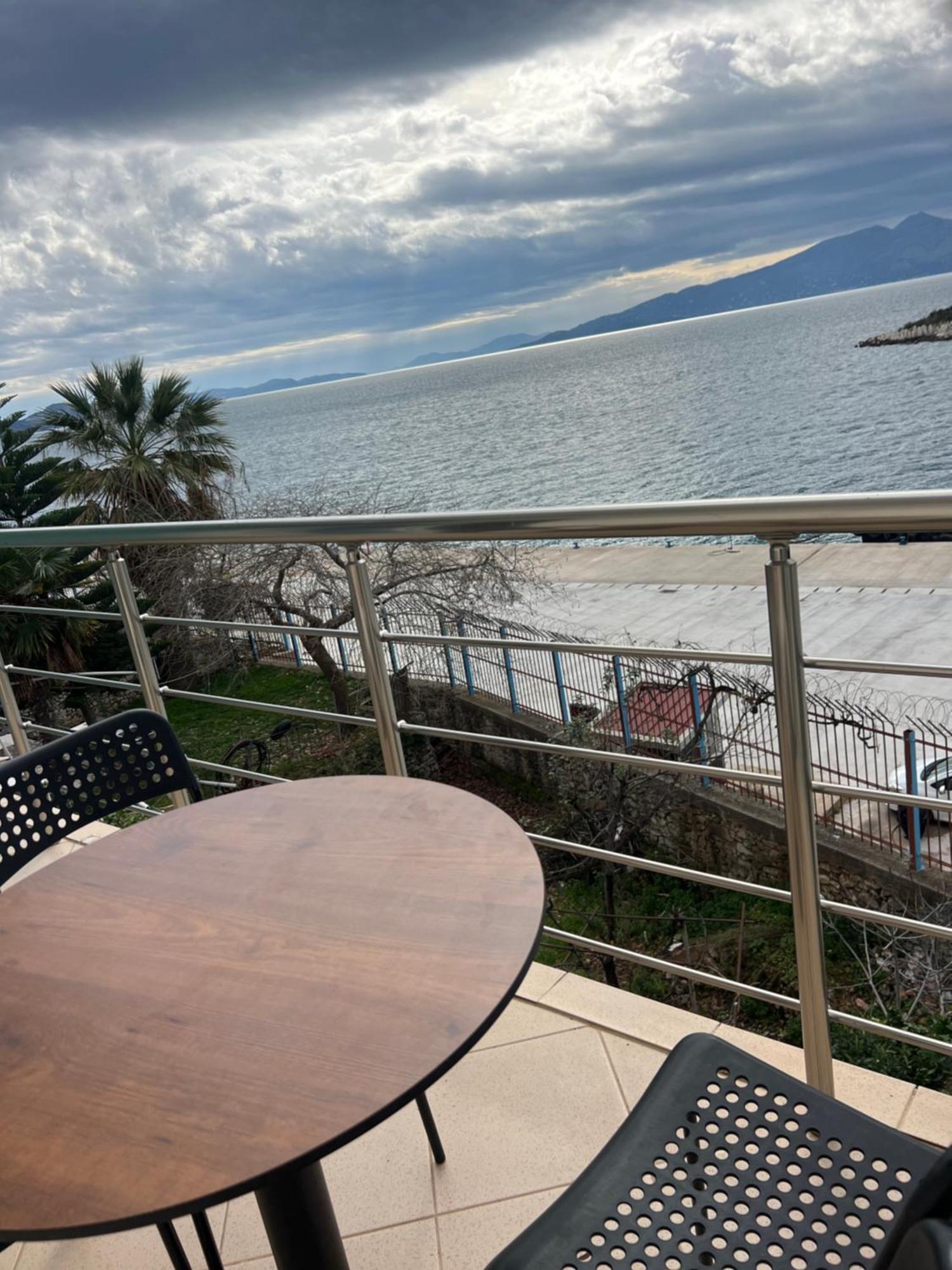 Majki Beach Apartments Saranda Extérieur photo