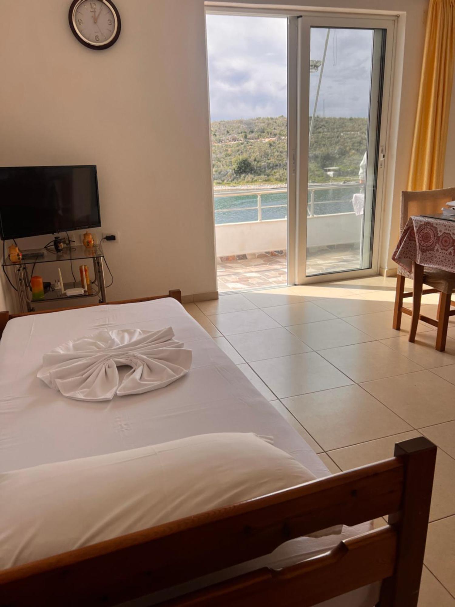 Majki Beach Apartments Saranda Extérieur photo