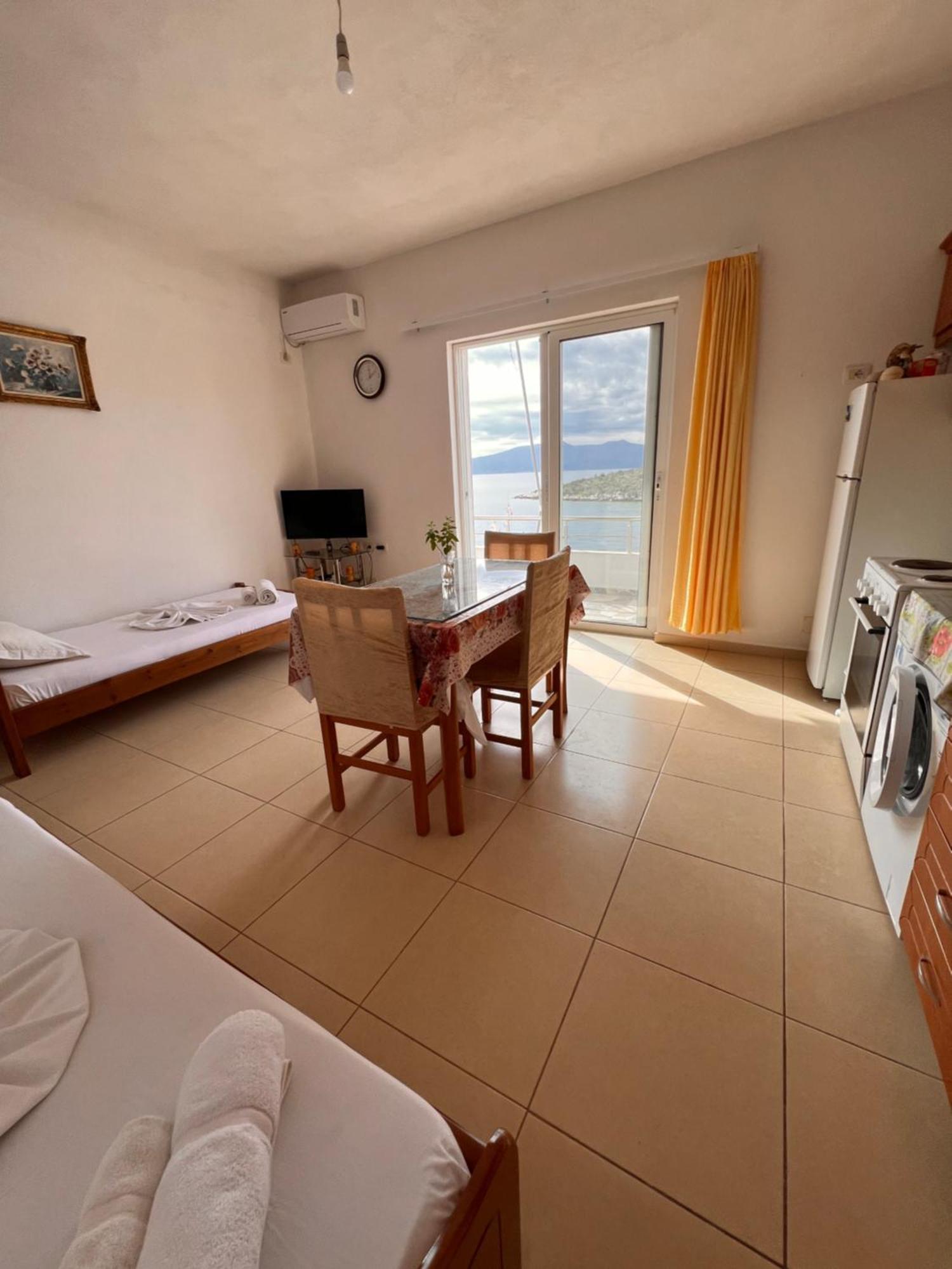Majki Beach Apartments Saranda Extérieur photo