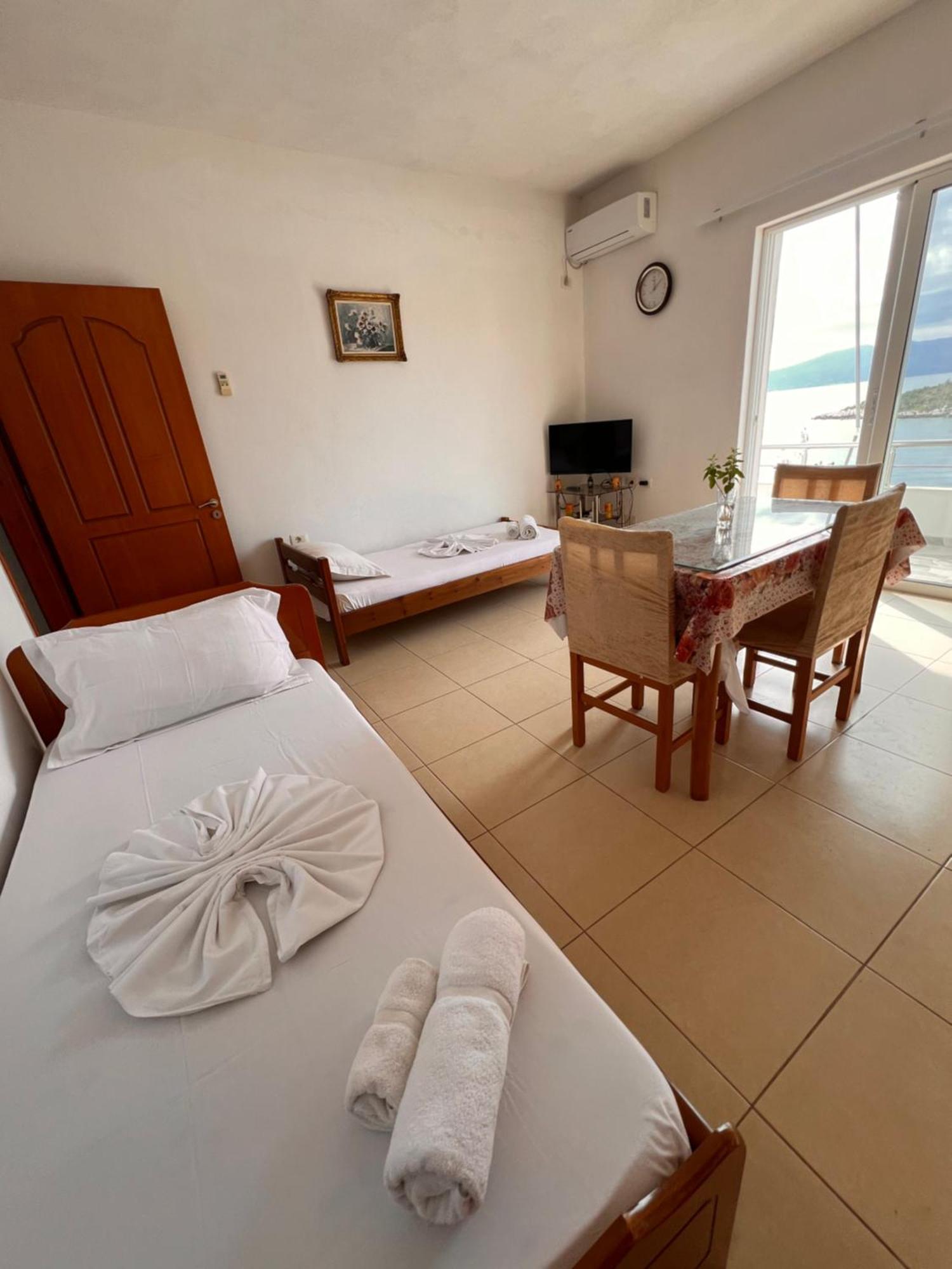 Majki Beach Apartments Saranda Extérieur photo