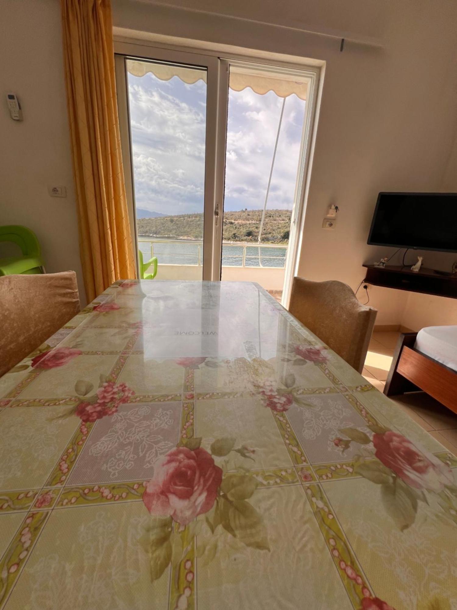 Majki Beach Apartments Saranda Extérieur photo