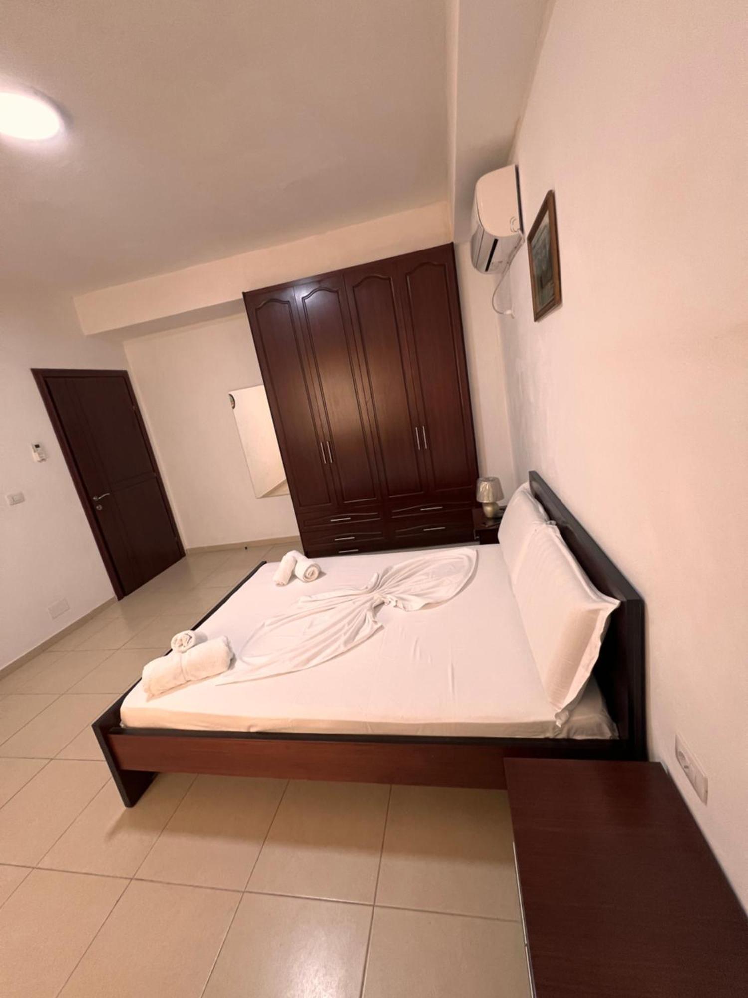 Majki Beach Apartments Saranda Extérieur photo